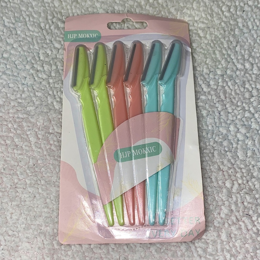 Facial Hair Razors 6 Pack New/Unopened